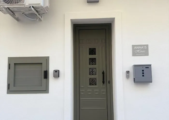 Anna's House Апартаменты *